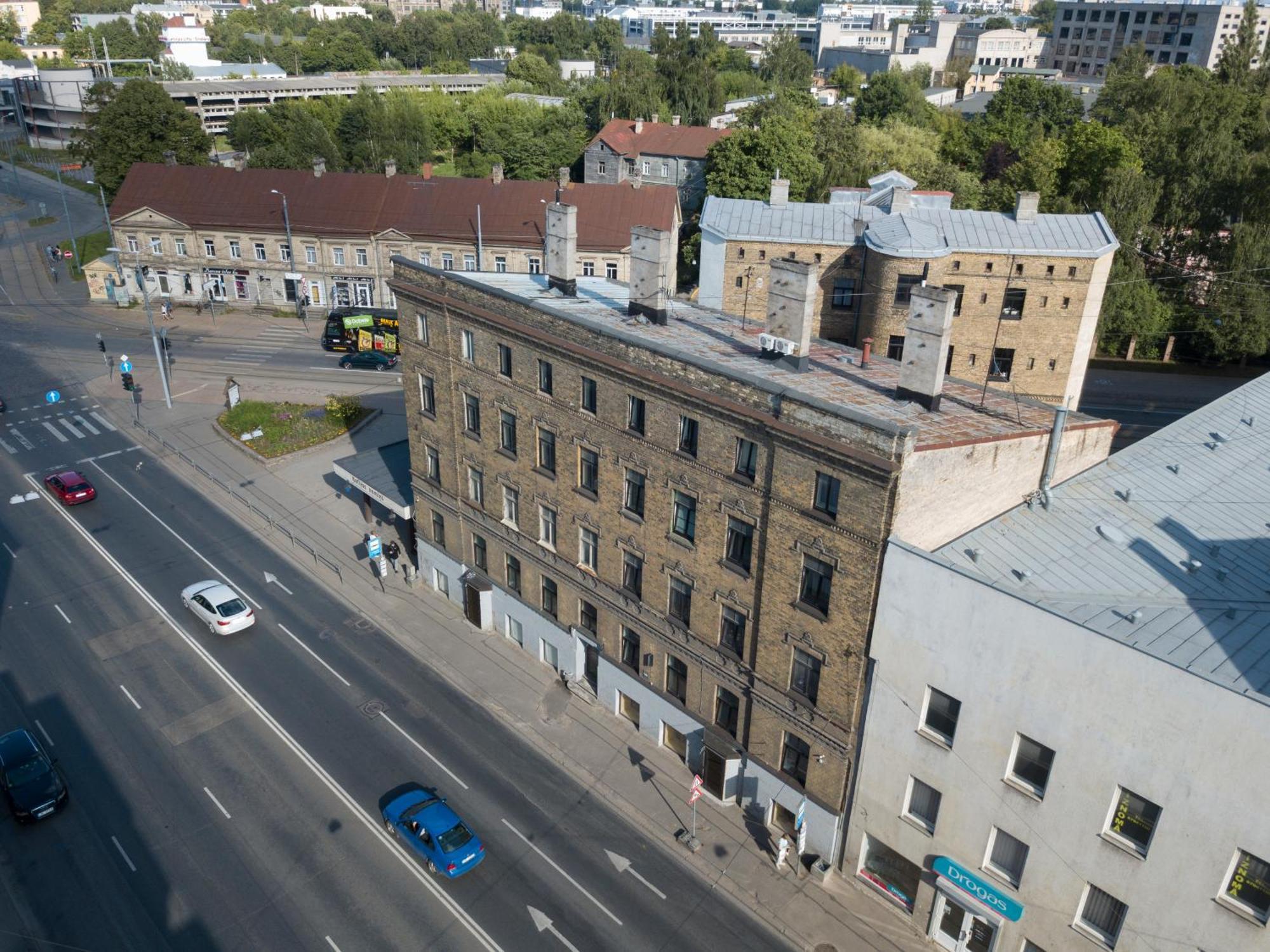 Aparthotel Rīga Exterior foto The building of the former Kaunas Jewish school
